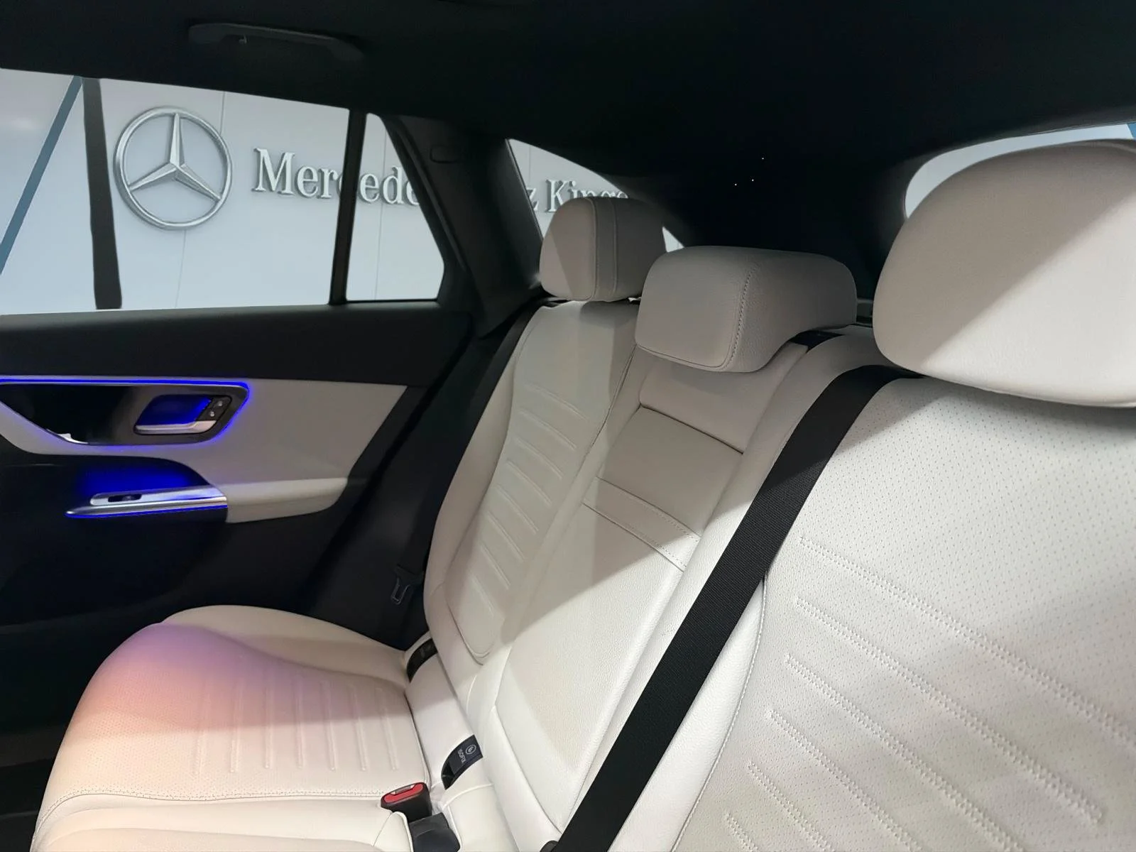 Used 2023 Grey Mercedes-Benz GLC 300 image 22