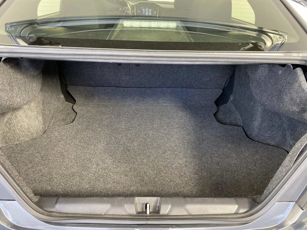 Used 2023 Gray Metallic Subaru Base image 9