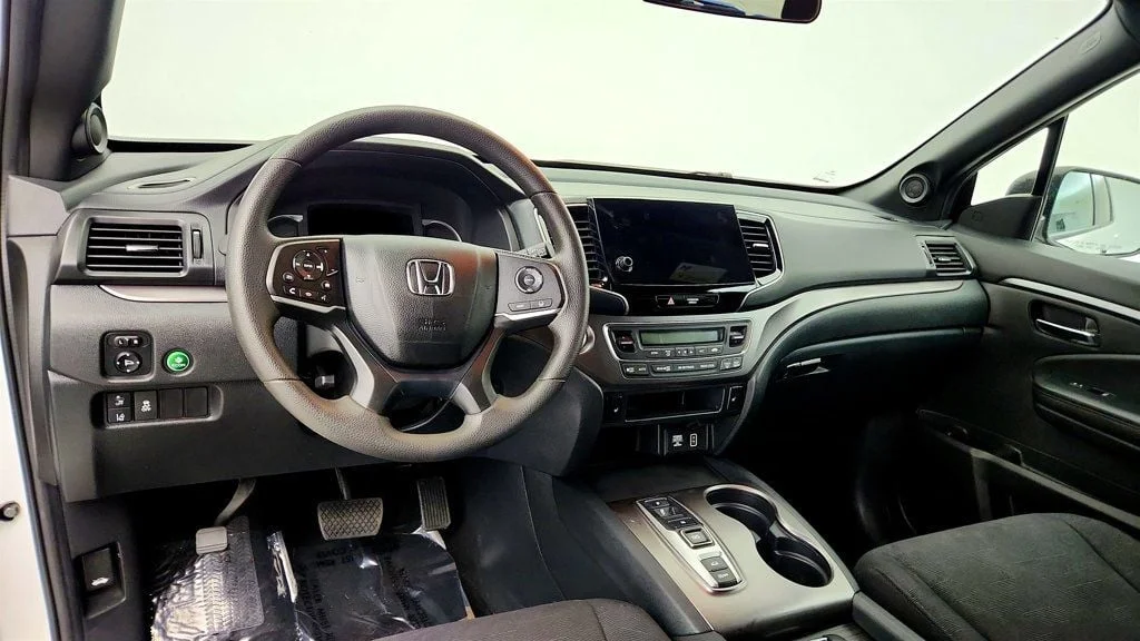 Used 2022 Platinum White Pearl Honda Sport AWD image 12
