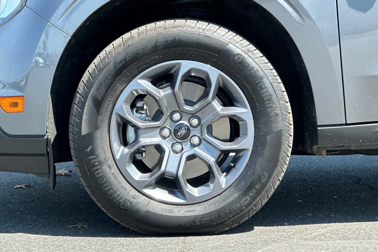 Used 2025 Carbonized Gray Metallic Ford XLT image 24