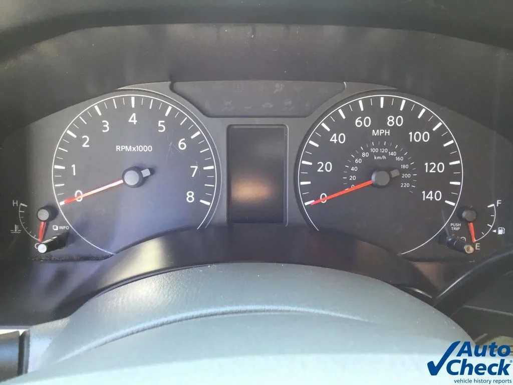 2015 Nissan NV Passenger SV - Photo 36