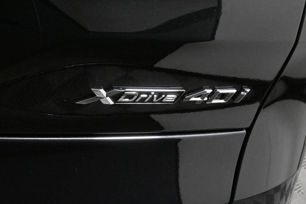 Used 2026 Black BMW xDrive40i image 42