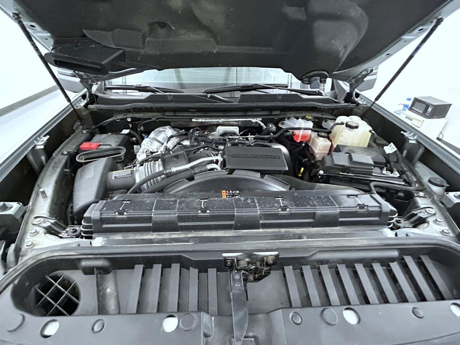 Used 2024 Gray Chevrolet High Country image 25