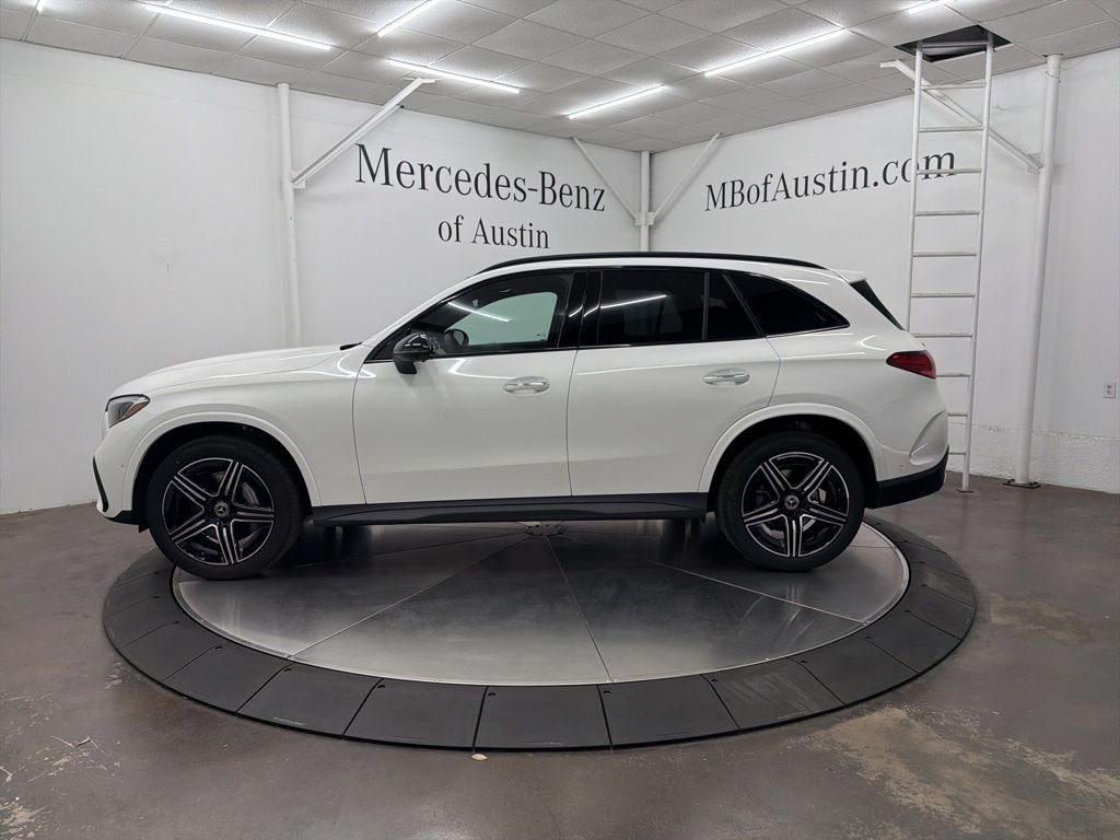 Used 2026 White Mercedes-Benz GLC 300 image 4