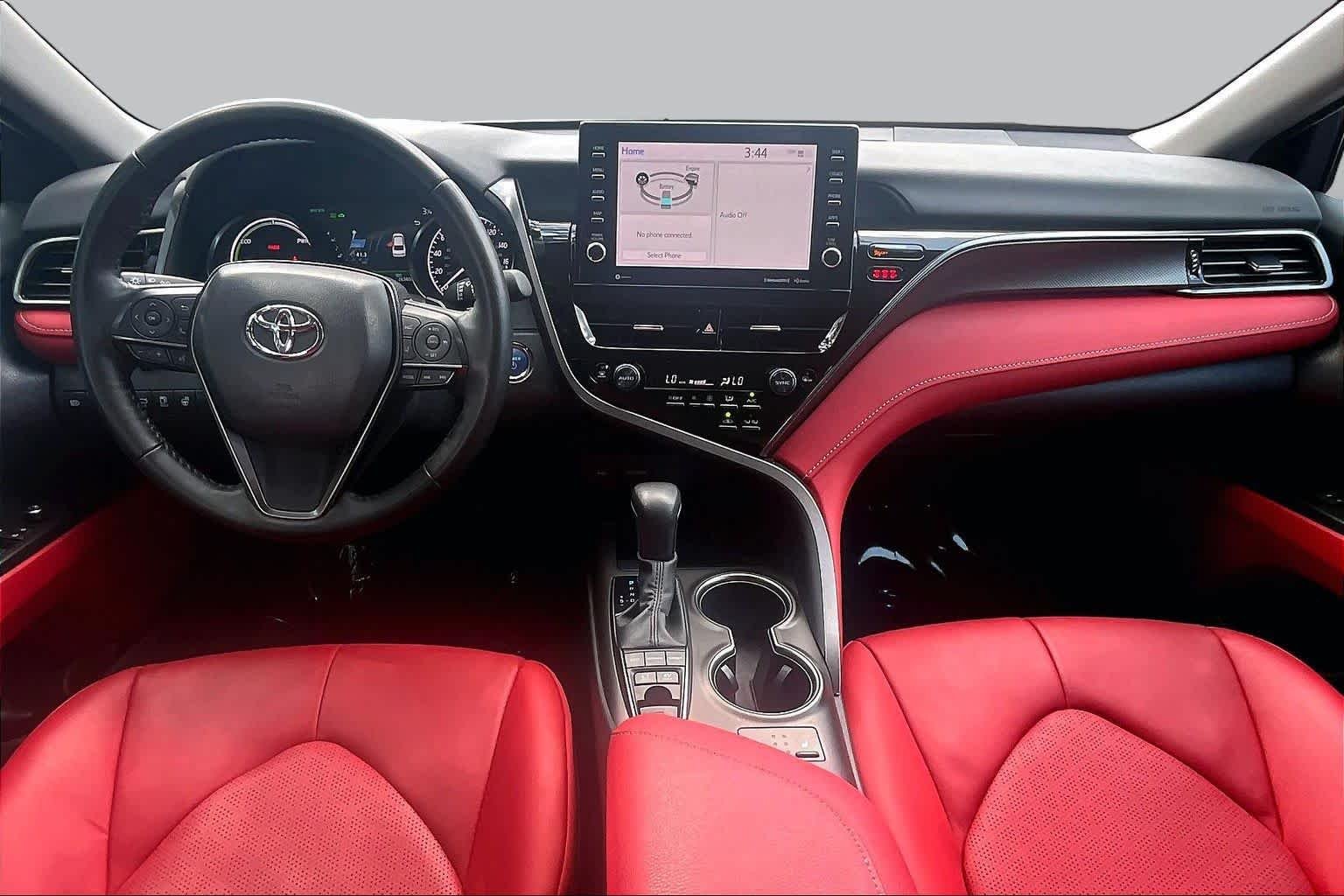 Used 2024 Wind Chill Pearl Toyota Hybrid XSE image 16