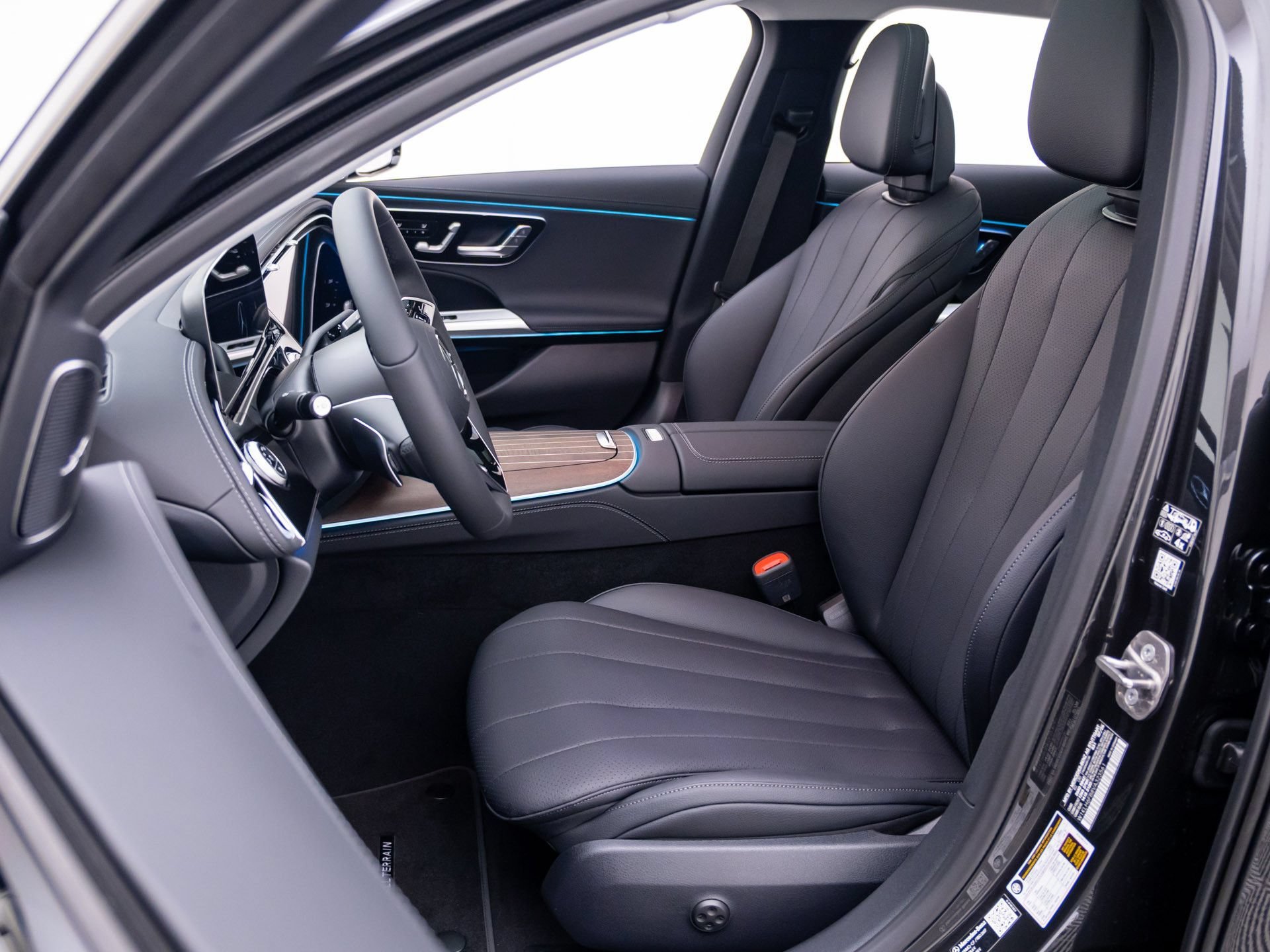 New 2027 Graphite Grey Metallic Mercedes-Benz E 450 image 59