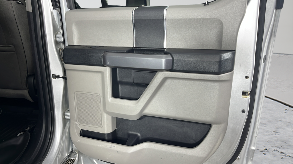 Used 2018 Silver Ford XLT image 42