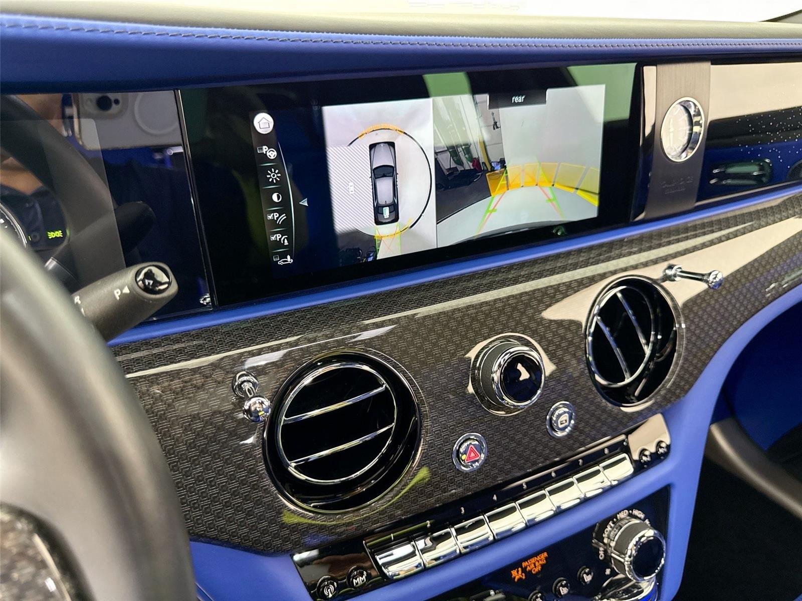 Used 2023 Darkest Tungsten Rolls-Royce Black Badge | Rear Exec Seats | Bespoke Audio image 18