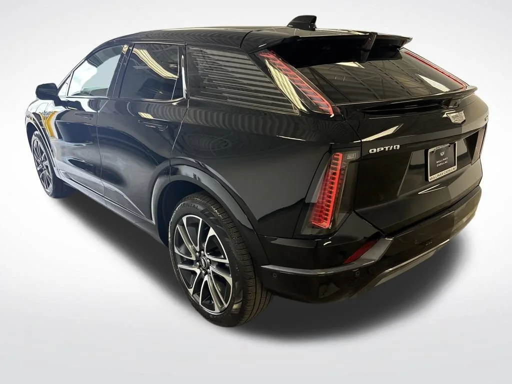 2025 Cadillac OPTIQ Sport 1 - Photo 15