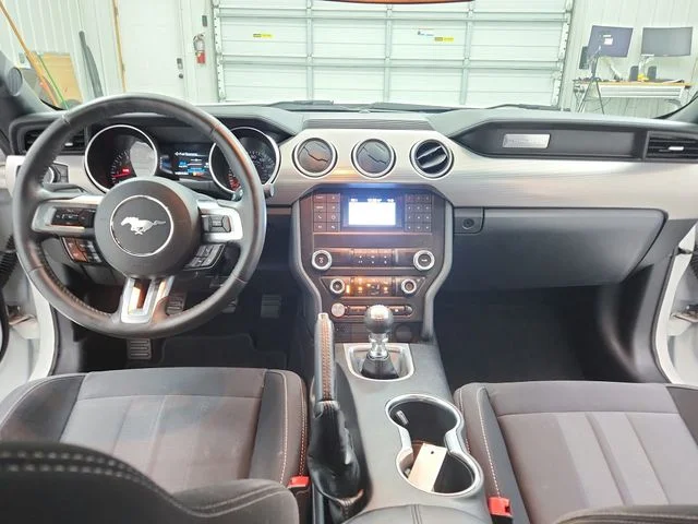 Used 2019 White Ford GT image 23