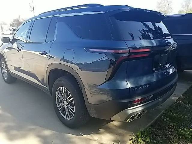 2025 Chevrolet Traverse LT - Photo 17