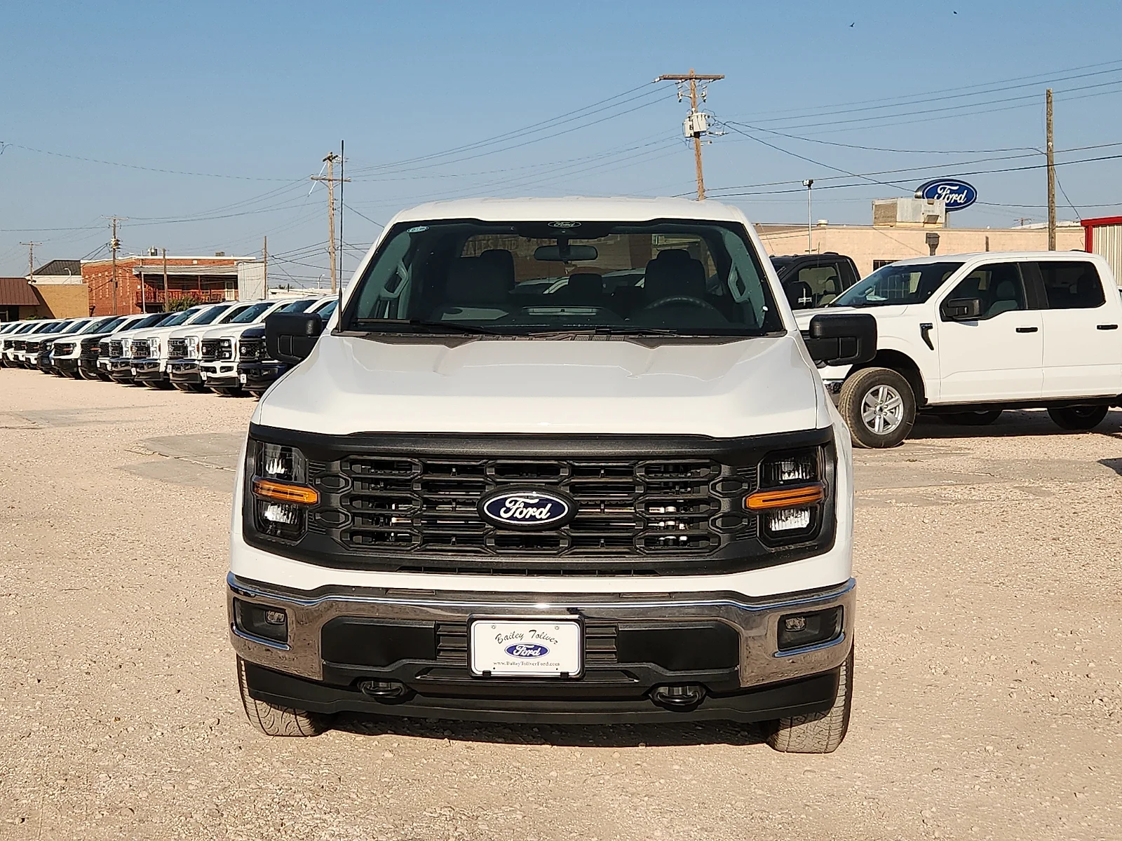 New 2026 Oxford White Ford XL image 2