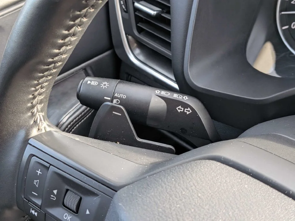 Certified Used 2025 Gun Metallic Nissan SV image 27