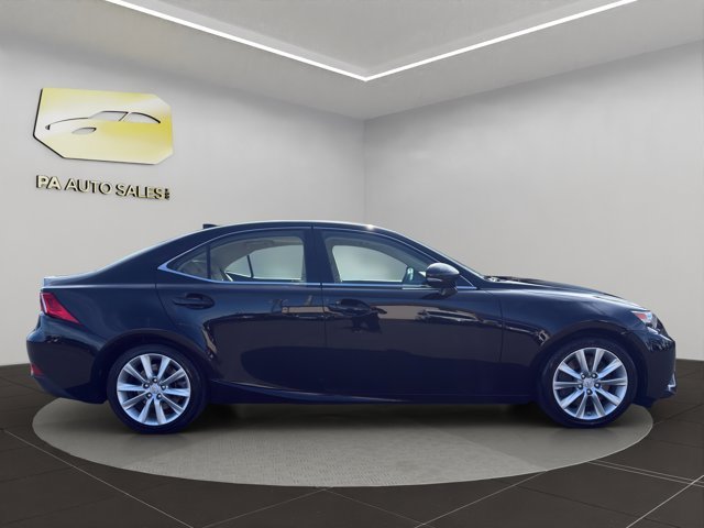Used 2016 Black Lexus  image 8