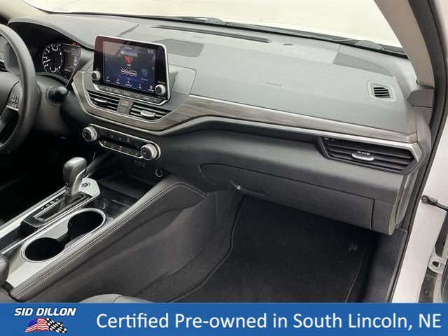 Used 2023 Pearl White Tricoat Nissan 2.5 SV image 24