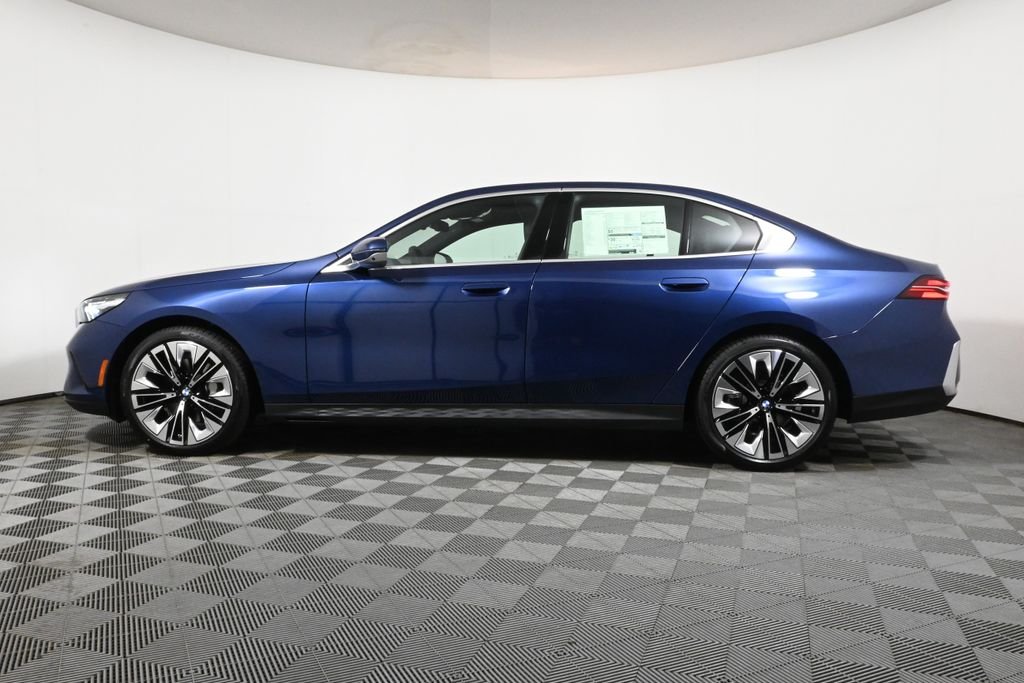 Used 2026 Blue BMW 530i xDrive image 2