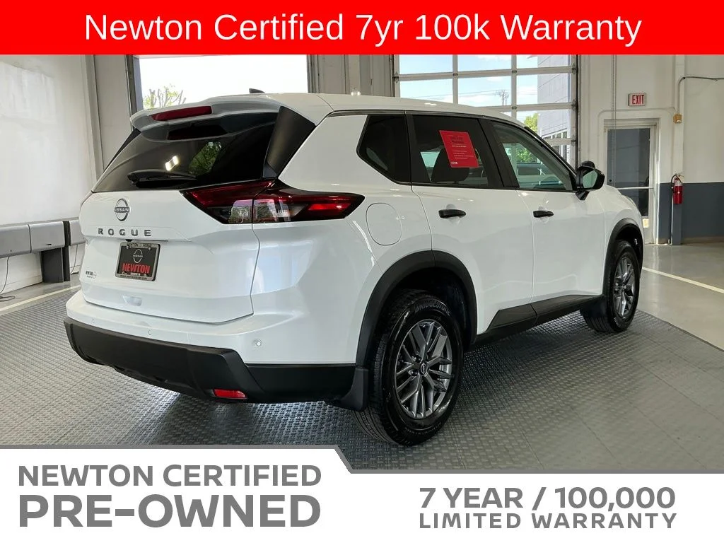 Certified Used 2025 Everest White Pearl Nissan S image 23