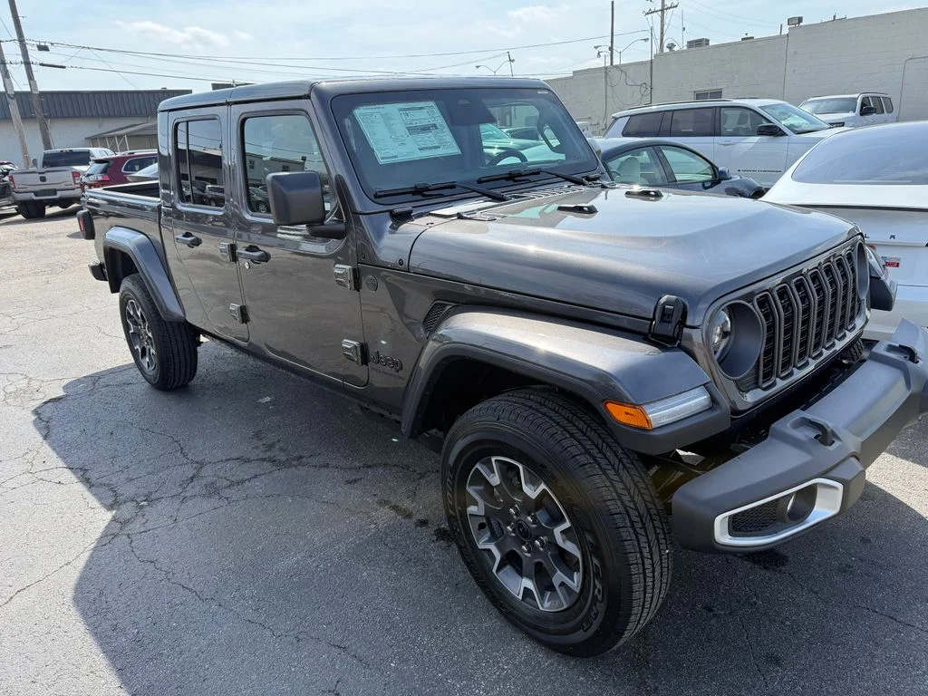New 2026 Gray Jeep Sahara image 8