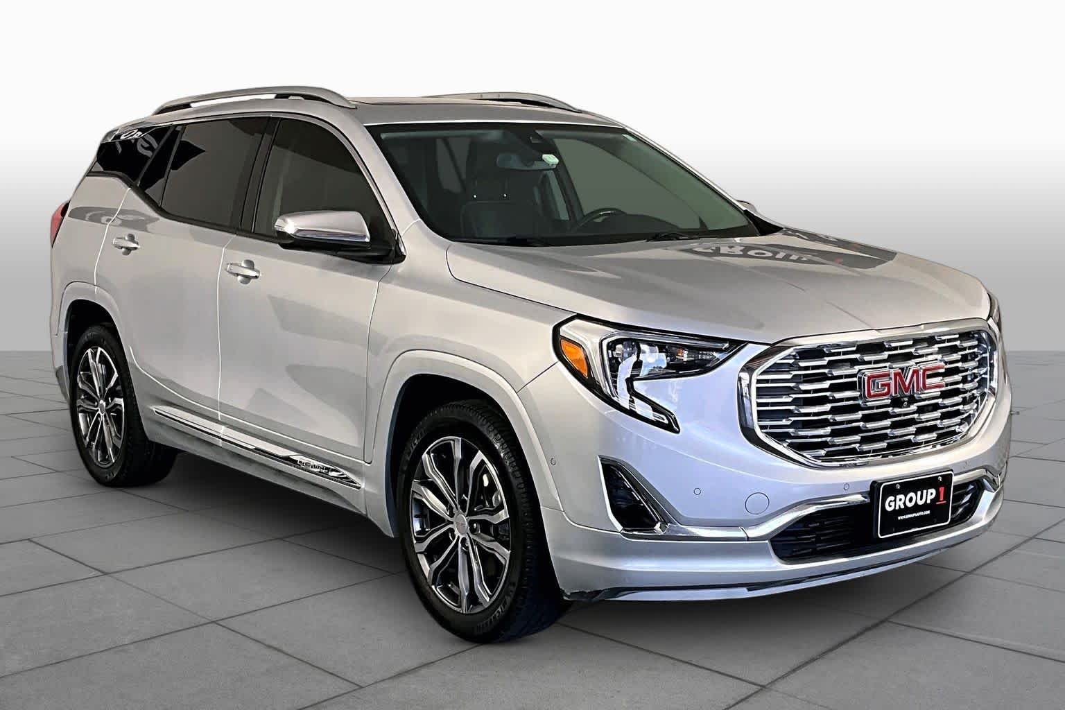Used 2019 QUICKSILVER METALLIC GMC Denali image 3