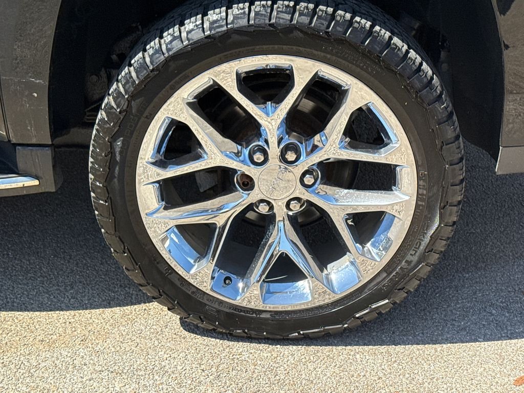 Used 2019 Black GMC Denali image 9