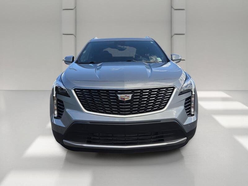 Used 2023 Silver Metallic CADILLAC FWD 4DR PREMIUM LUXURY image 8