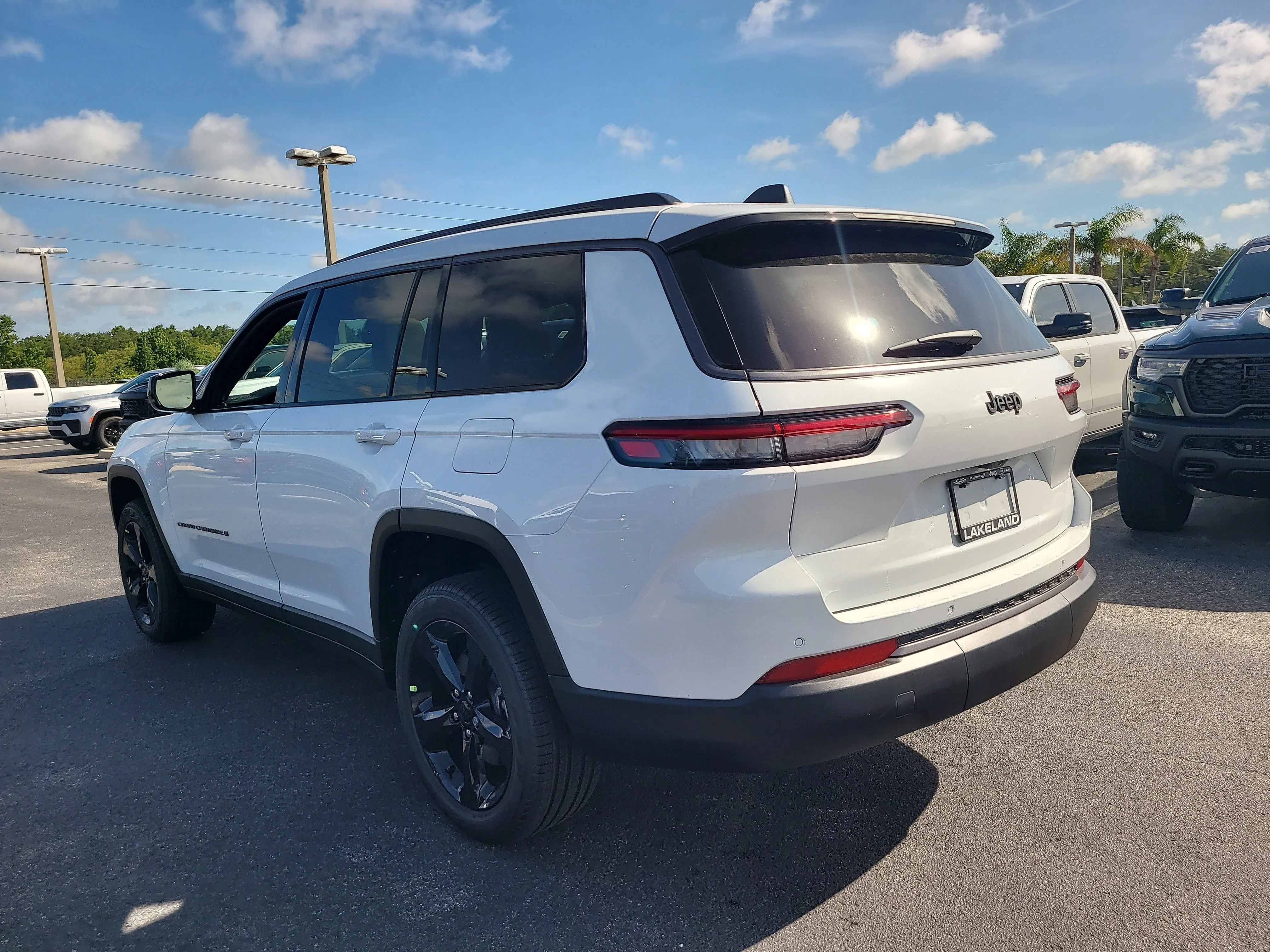 New 2026 Bright White Clearcoat Jeep Limited image 8