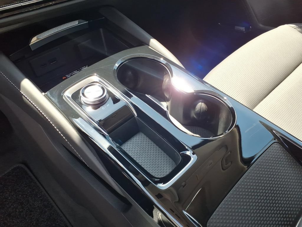 2026 Buick Envision Avenir - Photo 17