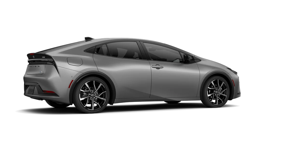 2026 Toyota Prius Plug-in Hybrid XSE Premium - Photo 11