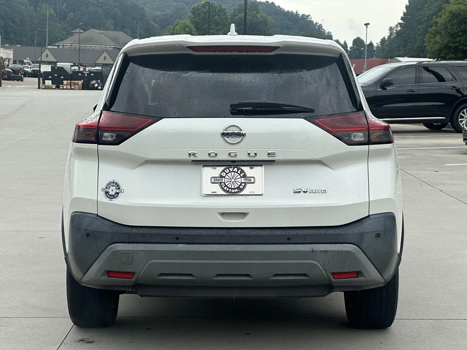 Used 2021 Pearl White Tricoat Nissan SV image 6
