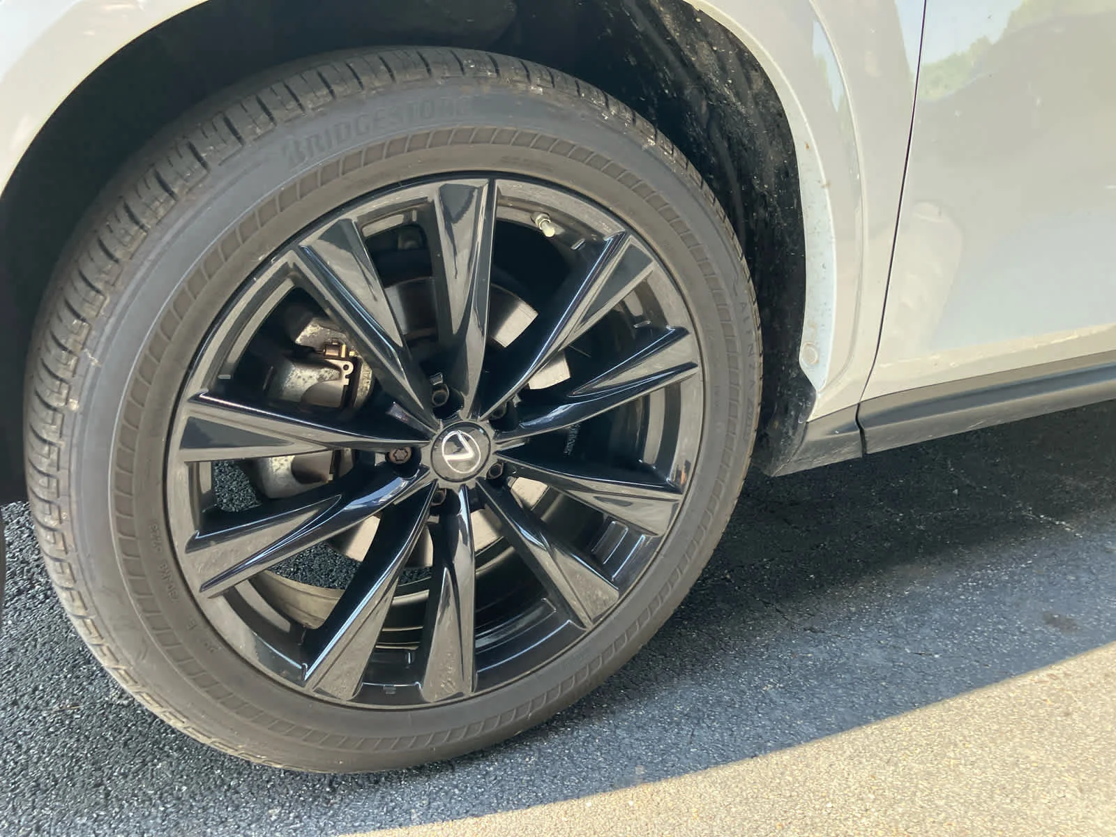 Used 2022 Ultra White Lexus F SPORT Handling image 7