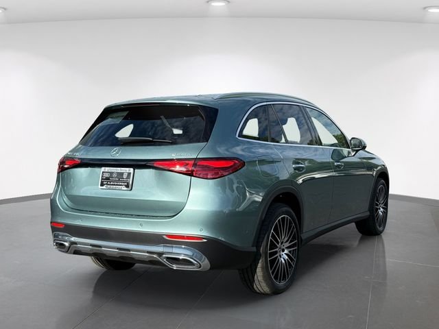 New 2026 Verde Silver Metallic Mercedes-Benz GLC 300 image 7