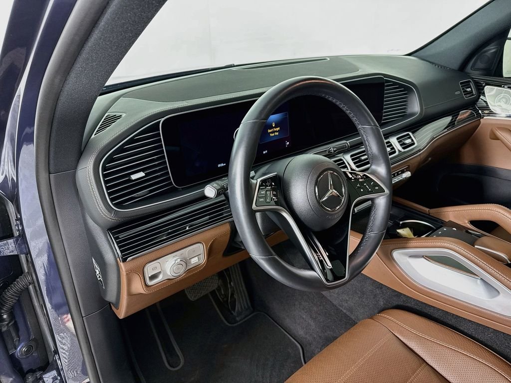 Used 2024 Blue Mercedes-Benz GLE 350 image 4