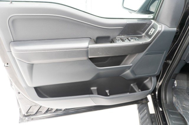 Used 2023 BLACK Ford XL image 16
