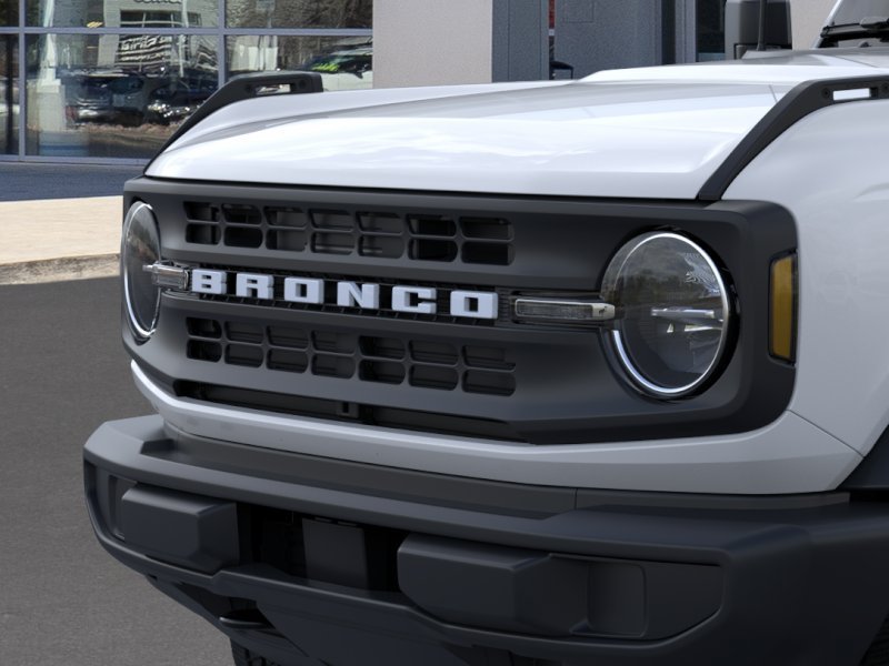 New 2025 Oxford White Ford Base image 19