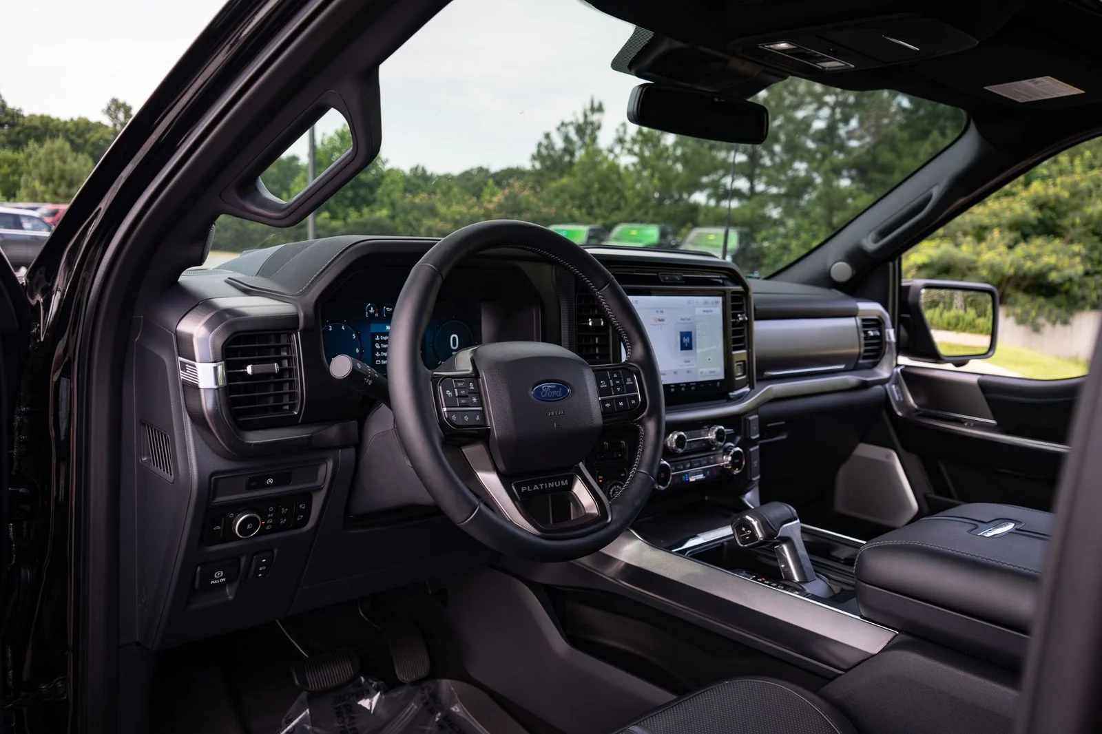 Used 2025 Black Ford Platinum image 26