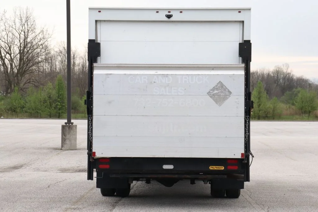 Used 2022 Summit White Chevrolet Work Van image 7