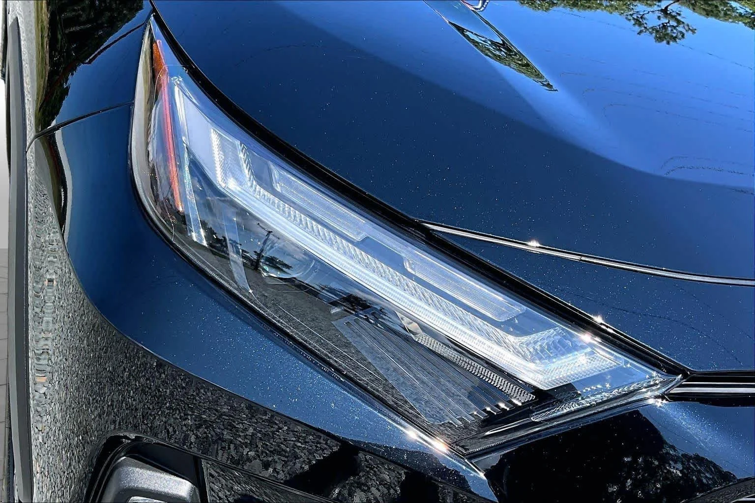 Certified Used 2022 Midnight Black Metallic Toyota Hybrid Limited image 28