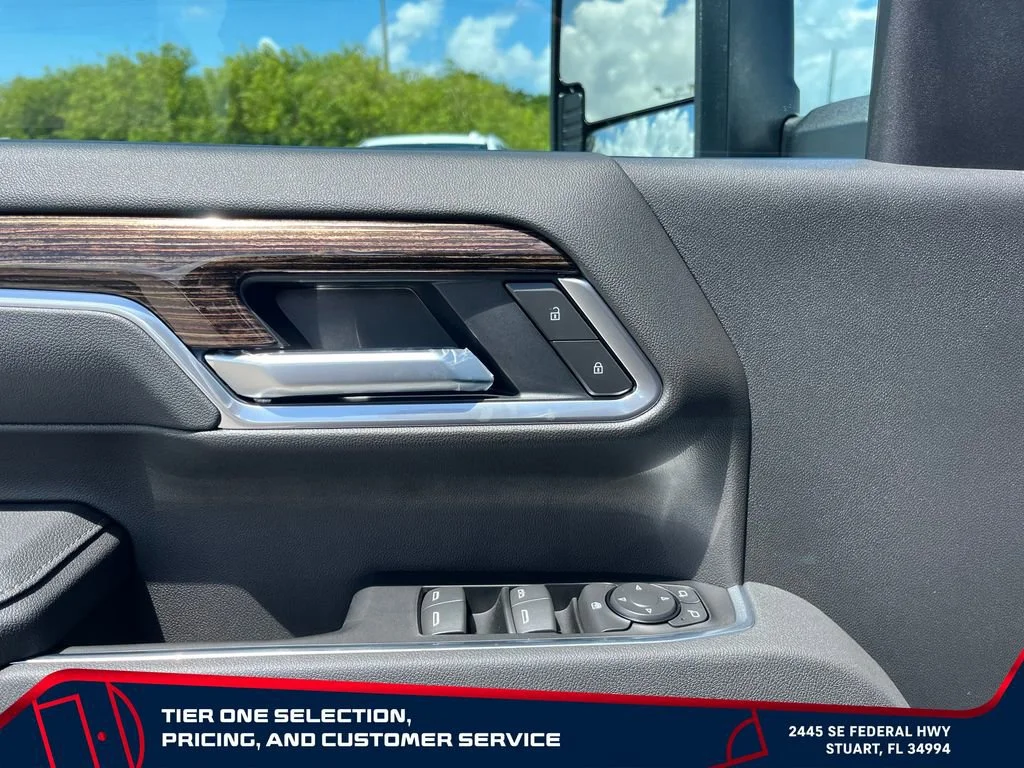 New 2026 Summit White GMC SLE image 22