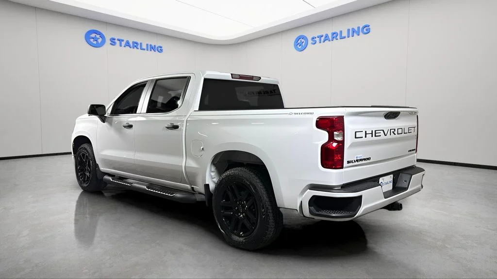Used 2026 White Chevrolet Custom image 5