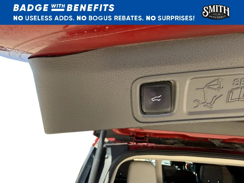 Certified Used 2020 Rapid Red Metallic Tinted Clearcoat Ford XLT image 7