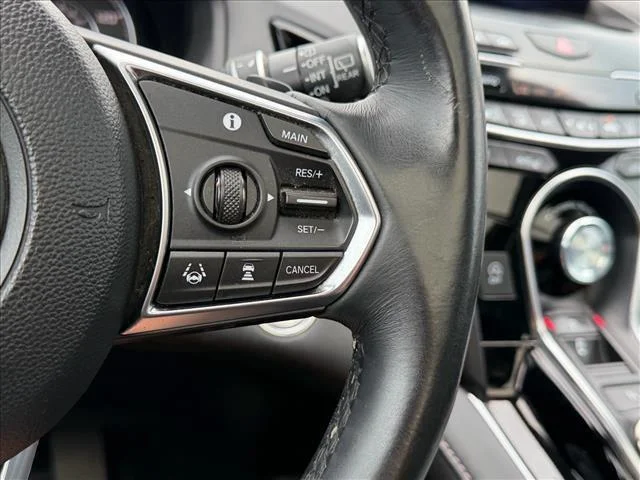 Used 2020 Platinum White Pearl Acura SH-AWD w/Tech image 16