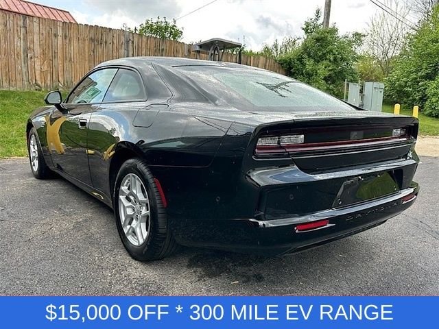 2025 Dodge Charger Daytona R/T - Photo 6