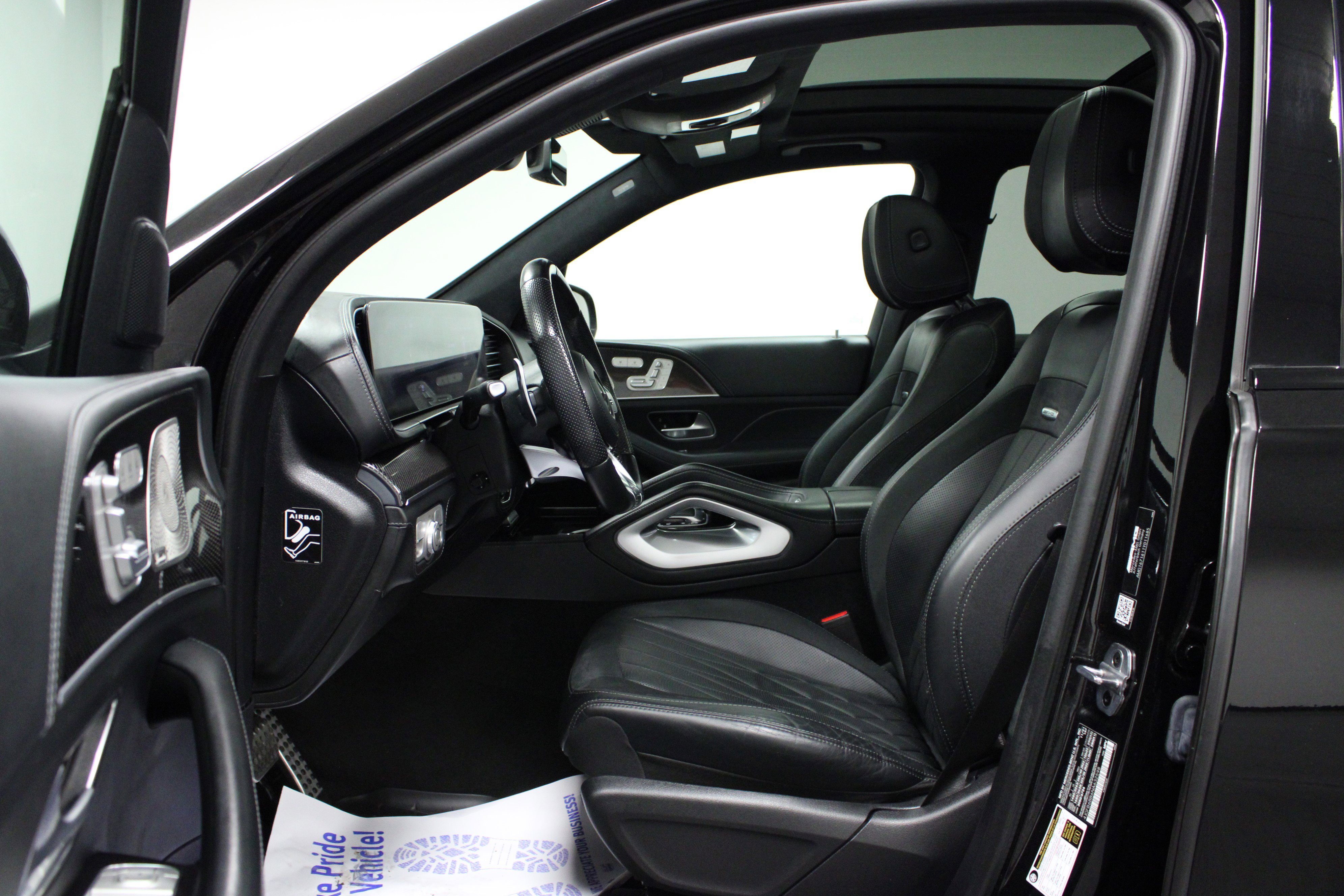 Used 2022 Obsidian Black Metallic Mercedes-Benz GLE 53 AMG® image 12