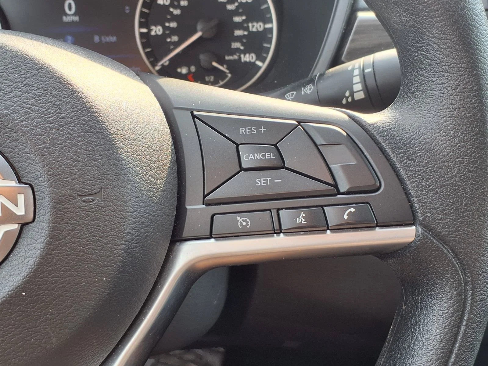 Used 2025 Glacier White Nissan SV image 16