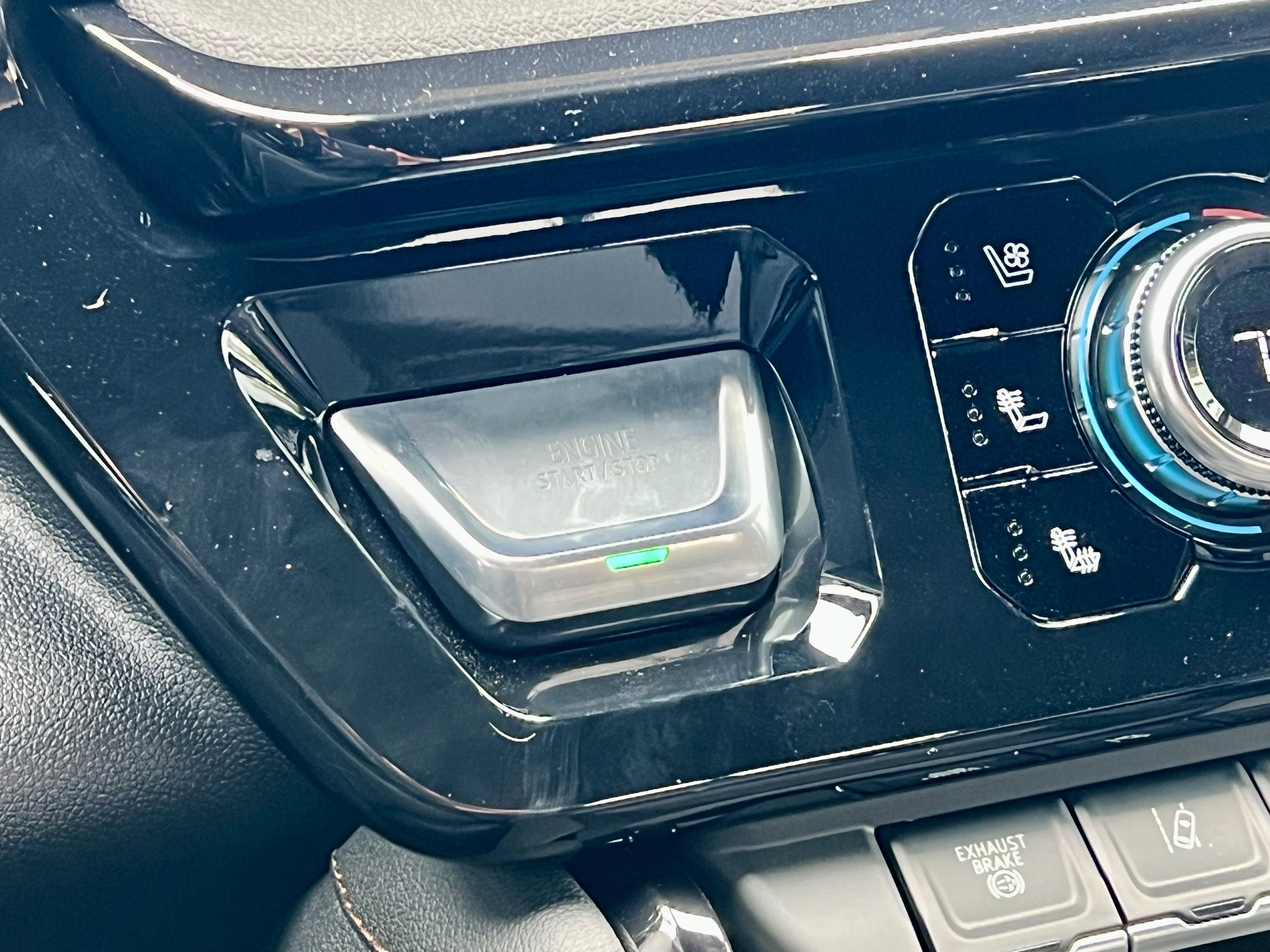 2026 GMC Sierra 2500HD AT4 - Photo 20