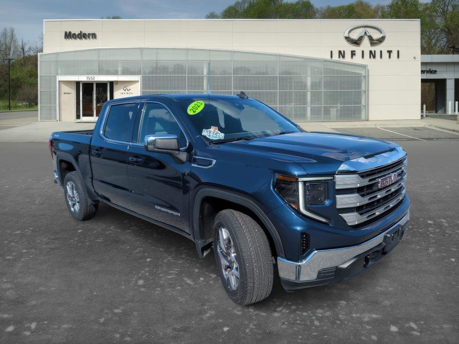 Used 2023 Pacific Blue Metallic GMC SLE image 2