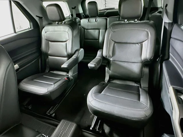 Certified Used 2022 Black Ford XLT image 11