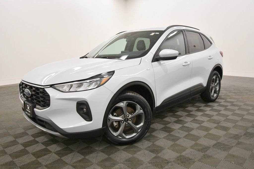 Used 2025 Ford Escape ST-Line Select with VIN 1FMCU9NA6SUA42414 for sale in Rochester, Minnesota