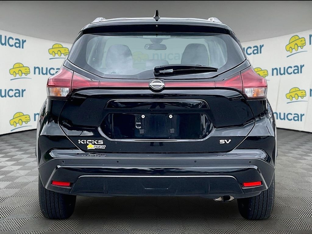 Used 2024 Super Black Nissan SV image 5