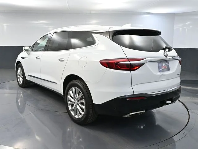 Used 2019 White Buick Essence image 7